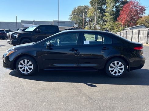 New 2025 Toyota Corolla LE image 4