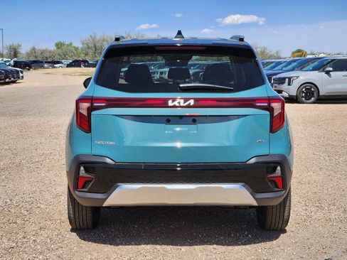 New 2026 Kia Seltos S AWD/4WD image 11