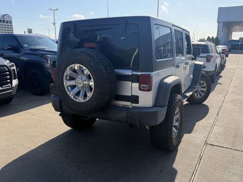 Used 2012 Jeep Wrangler Unlimited Sport AWD/4WD image 4