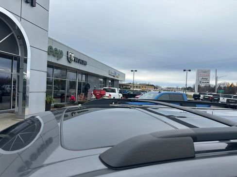 Used 2015 Toyota Sequoia Limited image 5