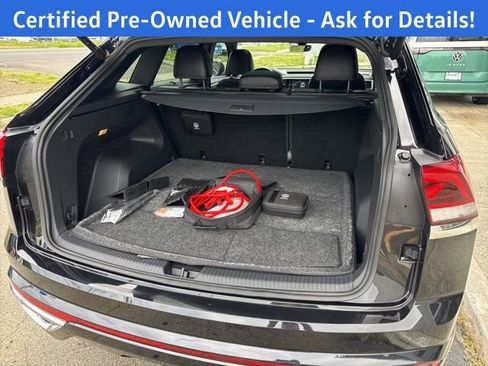 Certified 2023 Volkswagen Atlas Cross Sport SEL Premium R-Line AWD/4WD image 28