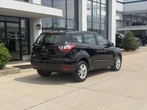 Used 2018 Ford Escape S FWD image 4