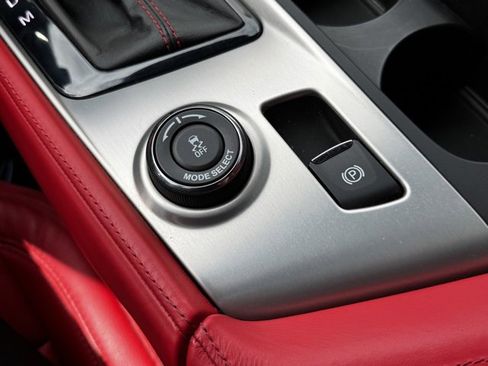 Used 2015 Chevrolet Corvette Z06 w/ 3LZ Preferred Equipment Group image 10