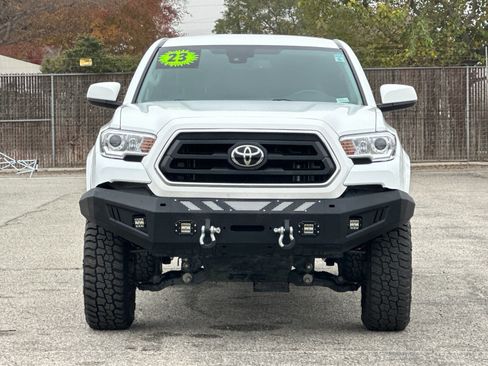 Used 2023 Toyota Tacoma 2WD Double Cab image 9