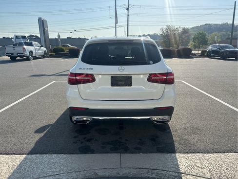 Used 2017 Mercedes-Benz GLC 300 image 4