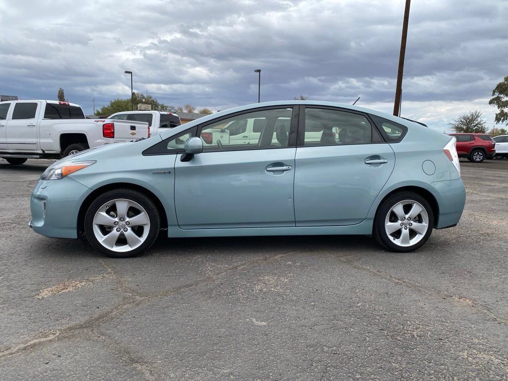 Used 2012 Toyota Prius Five FWD image 3