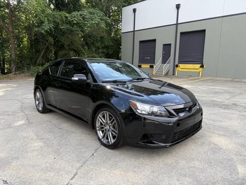 Used 2012 Scion tC FWD image 5