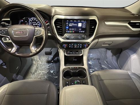 Used 2020 GMC Acadia SLT w/ Driver Alert Package II image 24