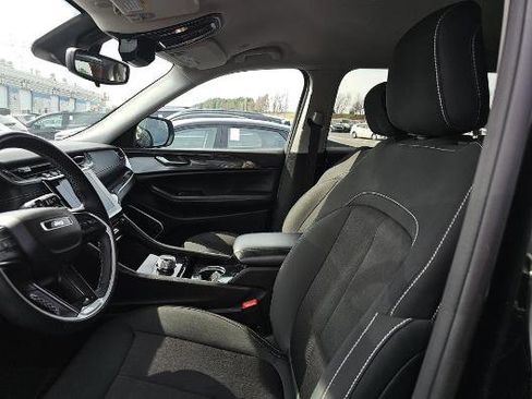 Used 2022 Jeep Grand Cherokee L Laredo w/ Luxury Tech Group I image 4