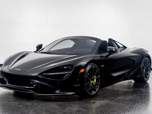 Used 2024 McLaren 750S Spider image 22