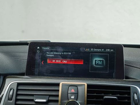 Used 2018 BMW 330i Sedan RWD image 14