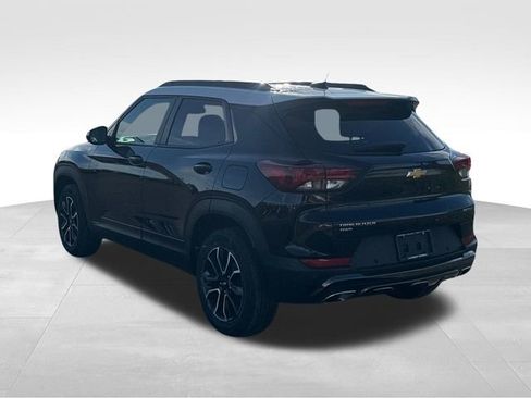 Used 2022 Chevrolet TrailBlazer ACTIV w/ Technology Package image 3