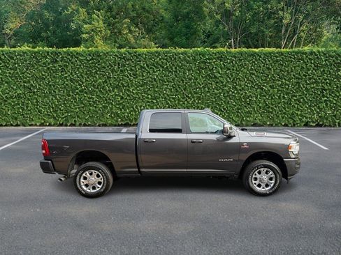 Used 2024 RAM 2500 Laramie AWD/4WD image 2