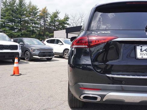 Used 2022 Mercedes-Benz GLE 350 w/ Premium Package image 16