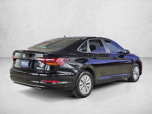Used 2019 Volkswagen Jetta S image 5