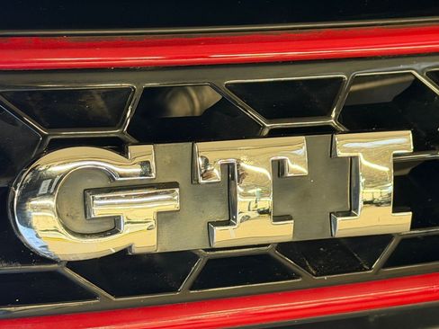 Used 2012 Volkswagen GTI Autobahn FWD image 33