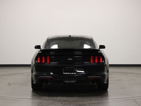 Used 2019 Ford Mustang GT RWD image 7