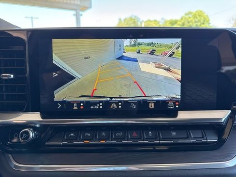 New 2025 GMC Sierra 1500 SLT w/ SLT Premium Package image 22