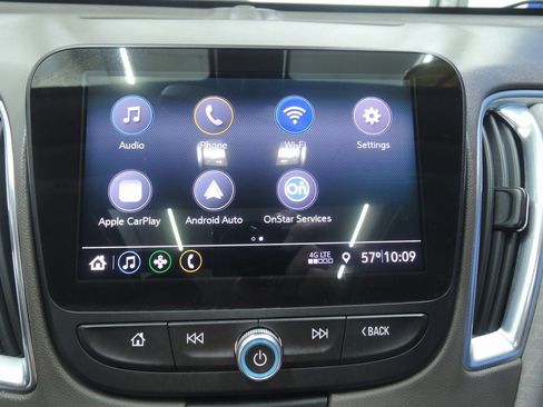 Used 2019 Chevrolet Malibu LT image 18