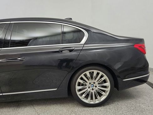Used 2018 BMW 750i xDrive AWD/4WD image 13