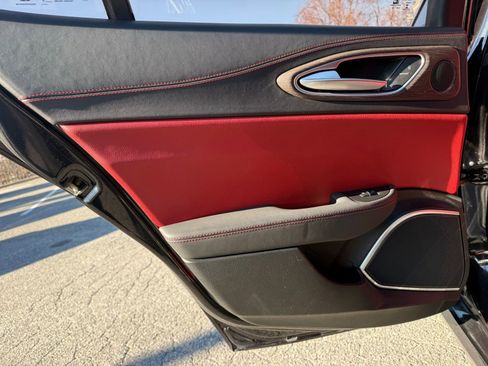 Used 2019 Alfa Romeo Giulia Ti w/ Quick Order Package 22Z Lusso image 26