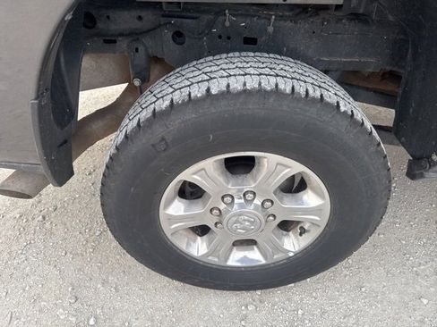 Used 2024 RAM 2500 Big Horn image 25