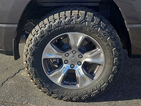 Used 2023 RAM 1500 Laramie image 7