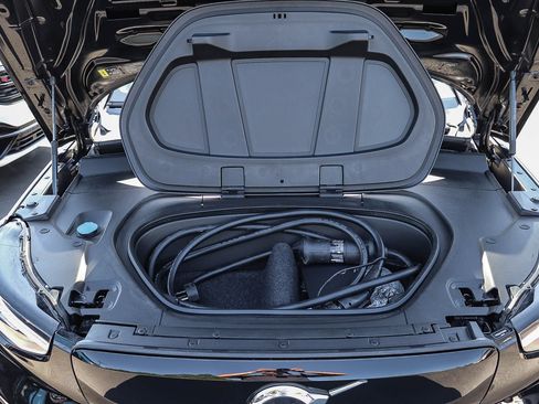 Used 2023 Volvo C40 P8 Recharge Core AWD/4WD image 25