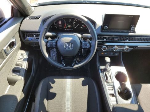 Used 2024 Honda Civic Sport image 11