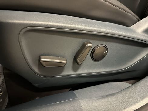 Used 2024 Ford Maverick Lariat w/ Black Appearance Package image 21