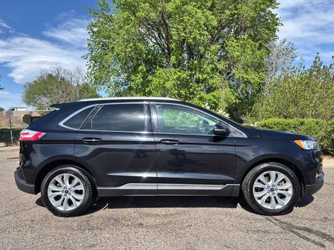 Used 2020 Ford Edge Titanium w/ Cargo Accessory Package AWD/4WD image 11