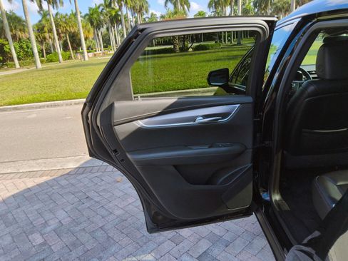 Used 2021 Cadillac XT5 Luxury FWD image 29