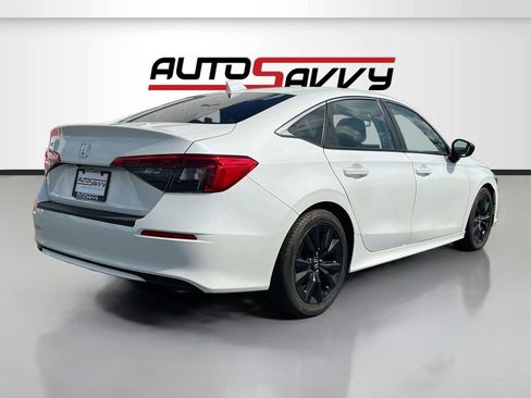 Used 2024 Honda Civic EX image 7