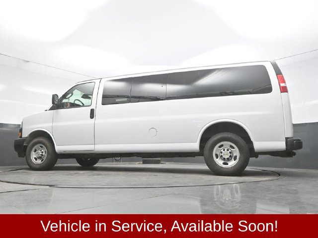 Used 2024 Chevrolet Express 3500 LS RWD image 32