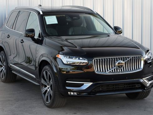 Used 2025 Volvo XC90 B6 Plus w/ Protection Package Premier image 57