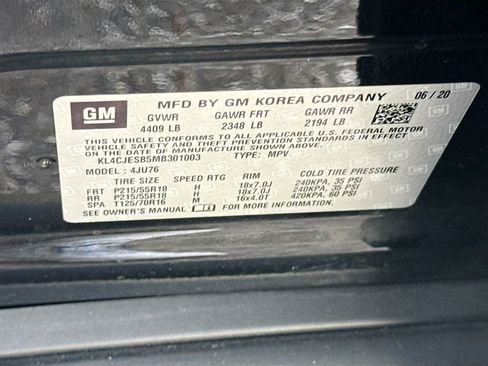 Used 2021 Buick Encore Preferred image 32