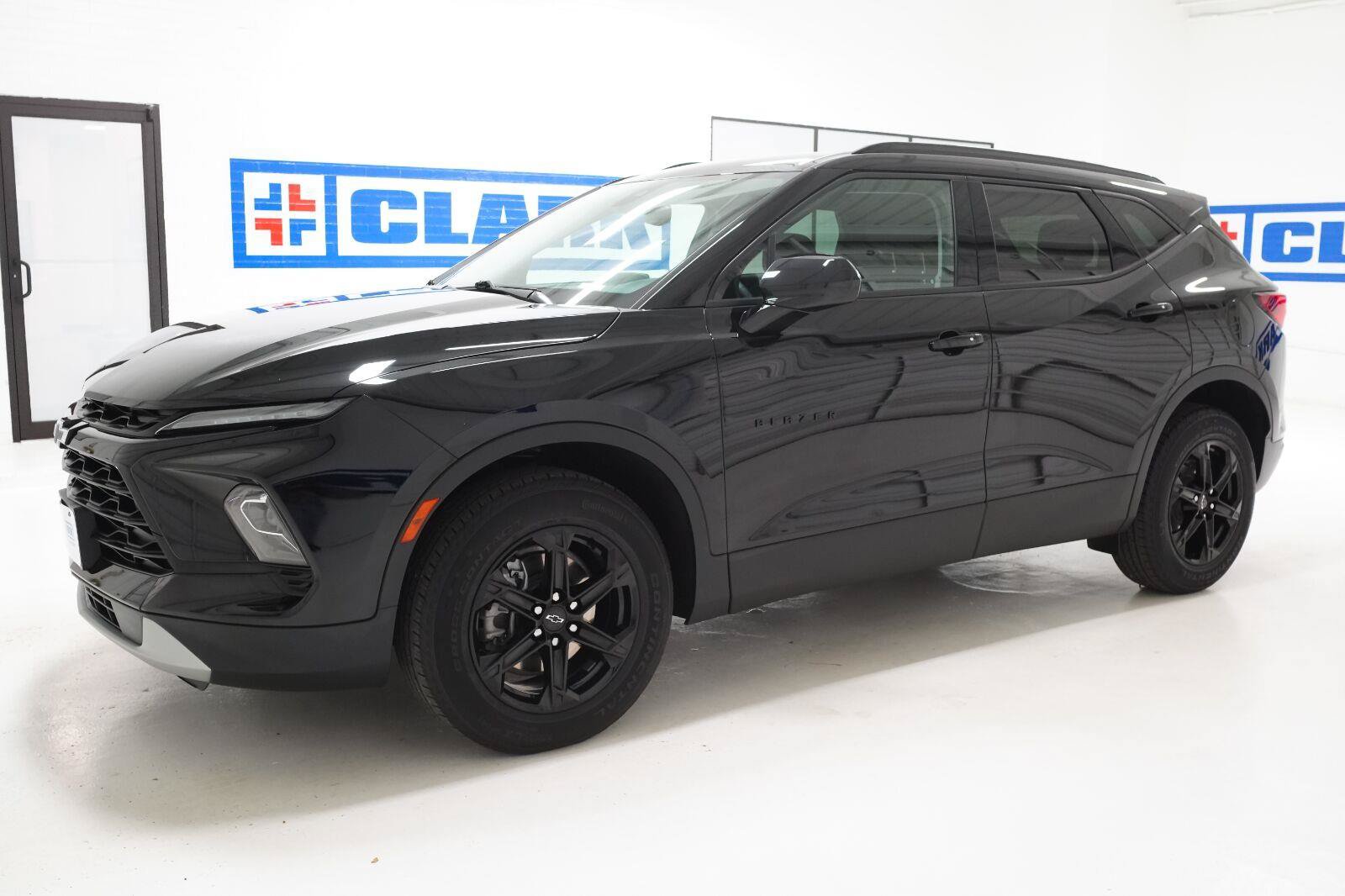 Used 2024 Chevrolet Blazer LT w/ Convenience Package FWD image 30