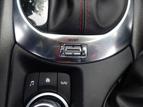 Used 2019 MAZDA MX-5 Miata Grand Touring RWD image 19