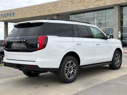 New 2026 Ford Expedition Active RWD image 52