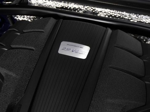 New 2026 Porsche Macan S image 38