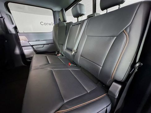 New 2026 Ford F250 Lariat w/ Black Appearance Package image 28