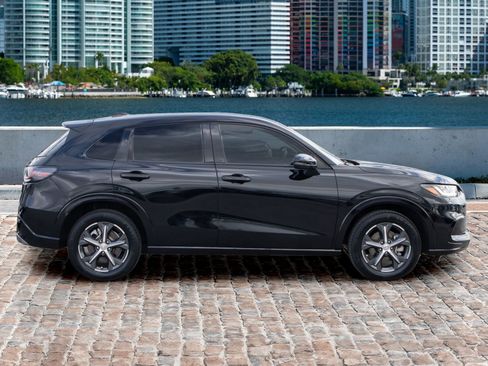 Certified 2023 Honda HR-V EX-L image 4