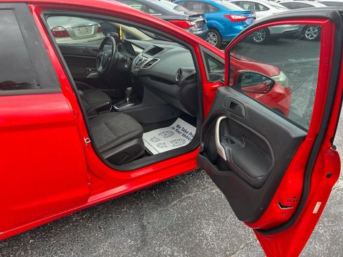 Used 2012 Ford Fiesta SEL image 12
