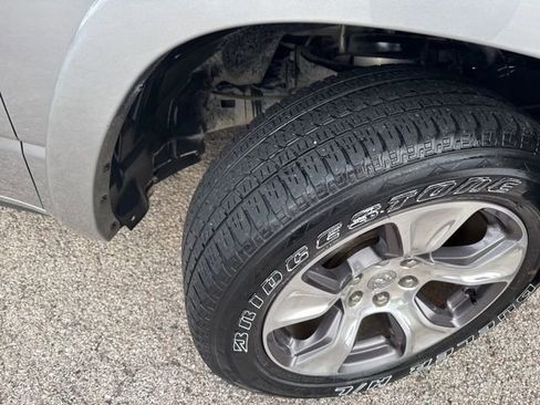 Used 2019 RAM 1500 Limited w/ Advanced Safety Group image 11