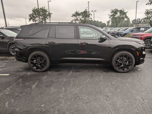 New 2026 Chevrolet Traverse RS image 8