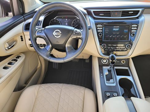 Used 2019 Nissan Murano Platinum image 15