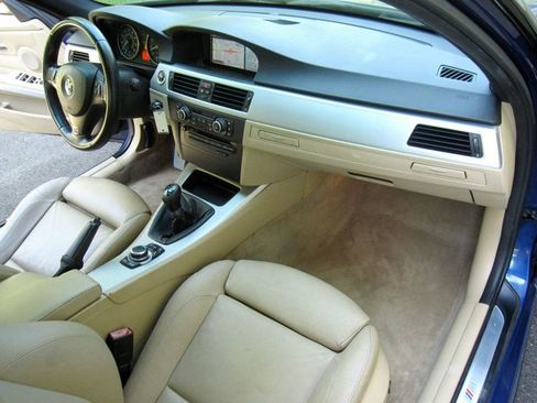 Used 2011 BMW 335i Sedan RWD image 25