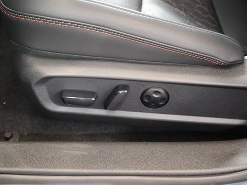 New 2026 Nissan Sentra SR w/ SR Premium Package FWD image 12