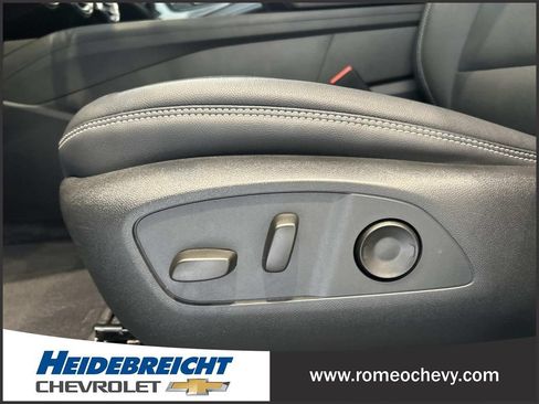 Used 2024 Chevrolet Blazer EV LT AWD/4WD image 14