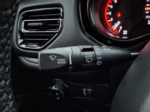 Used 2022 Dodge Durango GT image 14